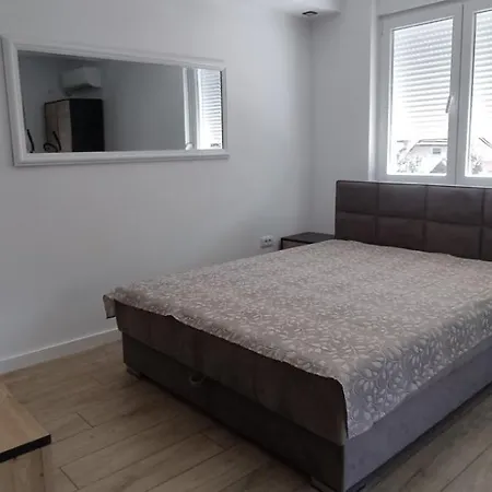 Trivunov -studio 1 公寓 *